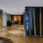 公寓 阿维诺套房酒店 *