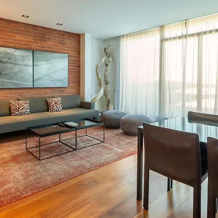 Apartment Avenue *