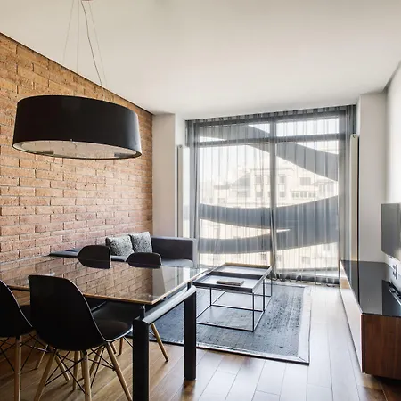 公寓 阿维诺套房酒店