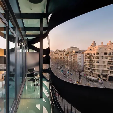 公寓 阿维诺套房酒店 *