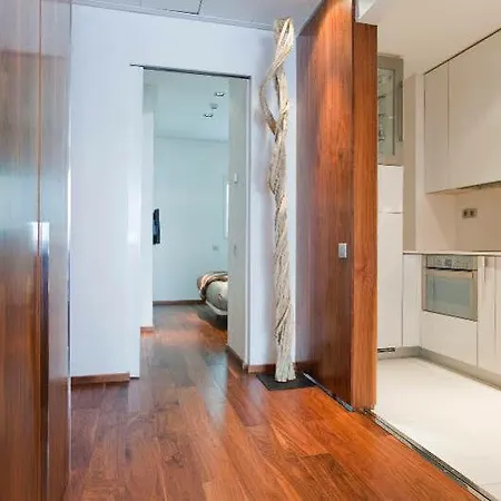 Apartment Avenue *